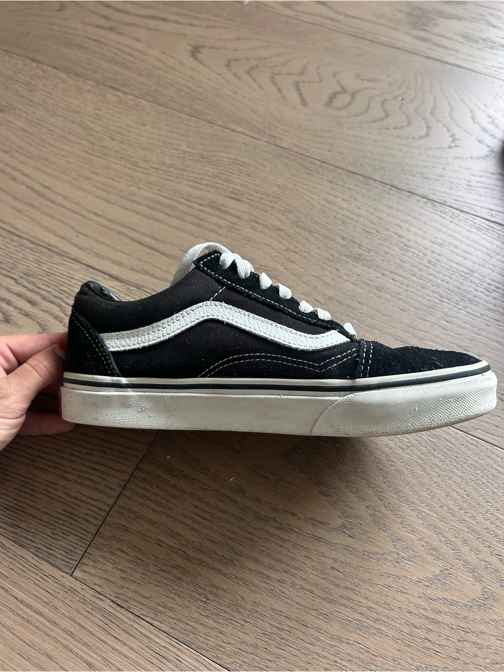 Vans Black and White Old school Sneakers